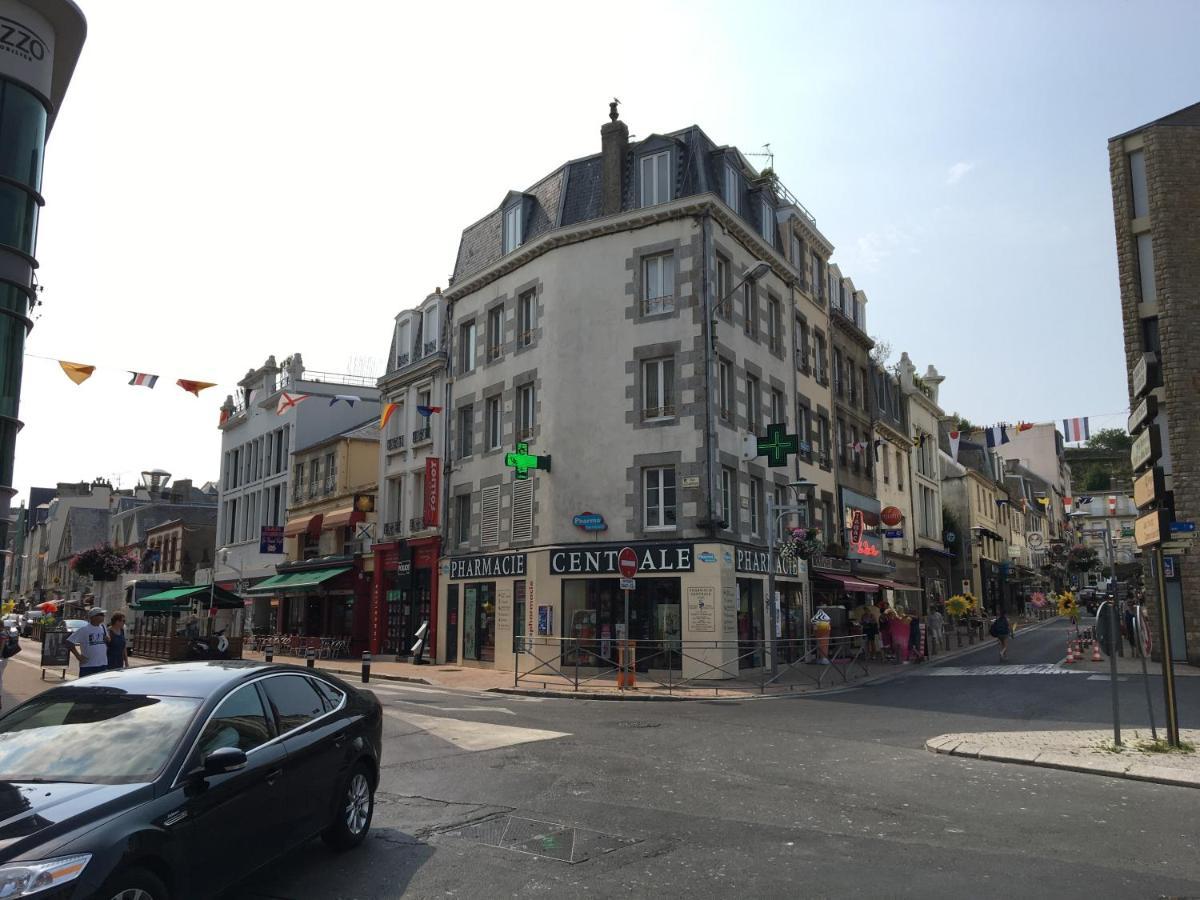 Appartement Calme En Plein Centre Ville Granville Luaran gambar